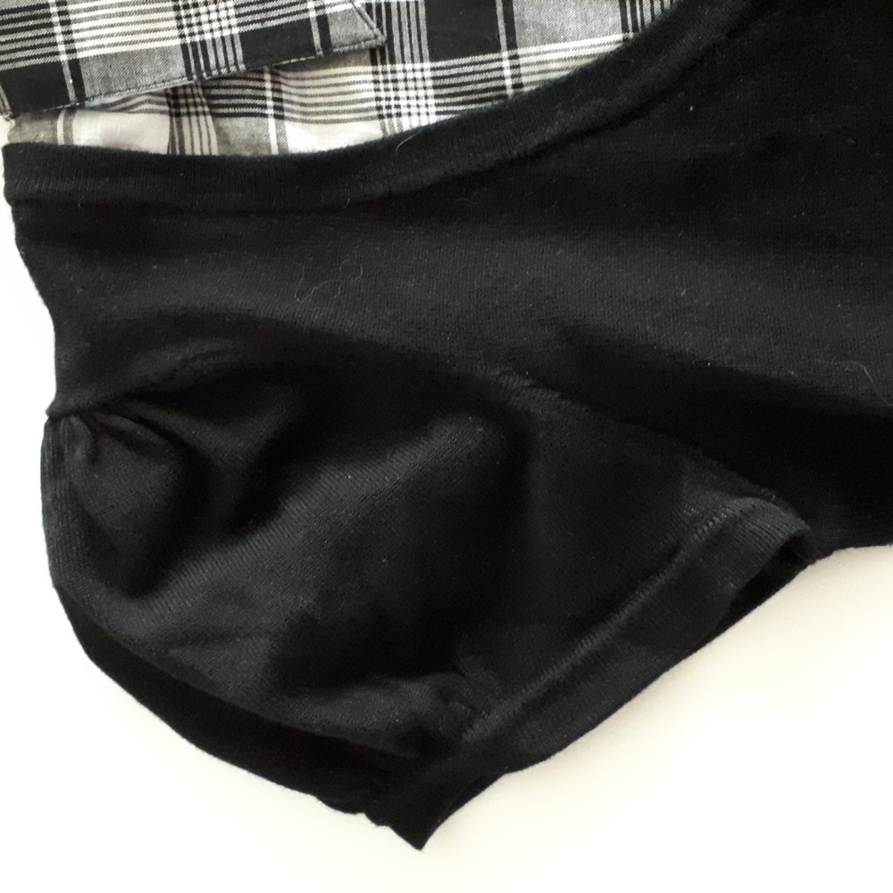 NWOT - Women's short sleeve sweater - Picture 4 of 6